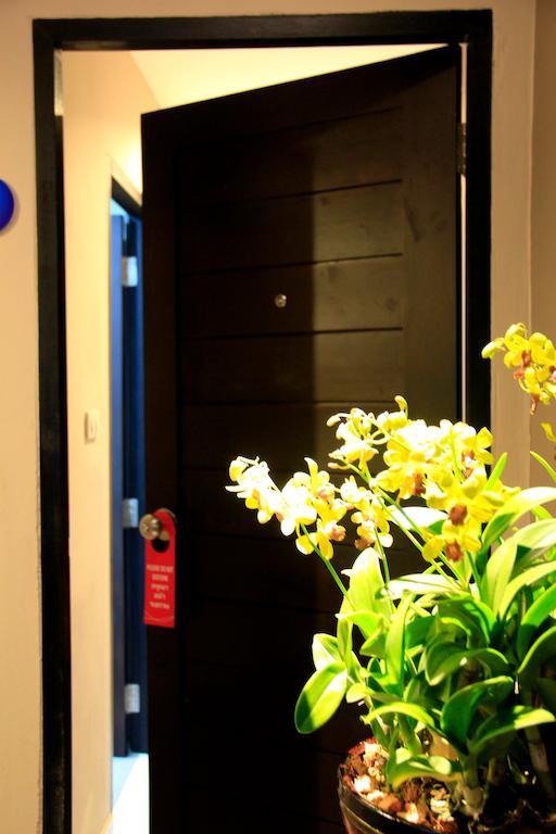 Shooters Guesthouse Pattaya Exterior photo